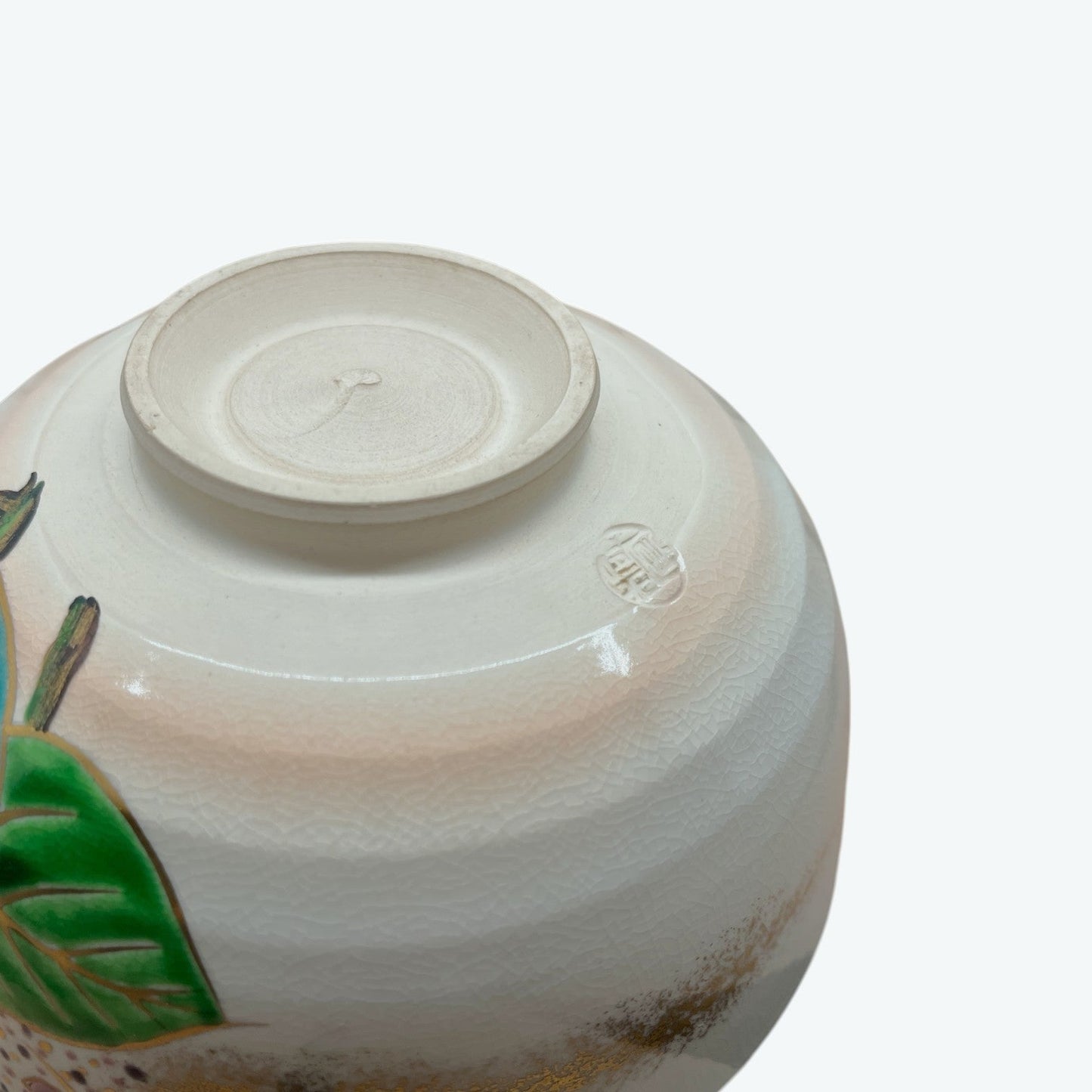 Kyoto Kiyomizu-yaki Matcha Bowl by Tōhō Tezuka – Ajisai Motif with Kin-sai Overglaze