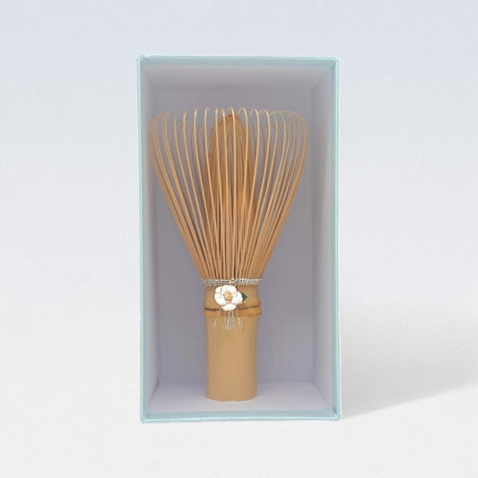 Suikaen Chasen - Bamboo Whisk - Tsubaki