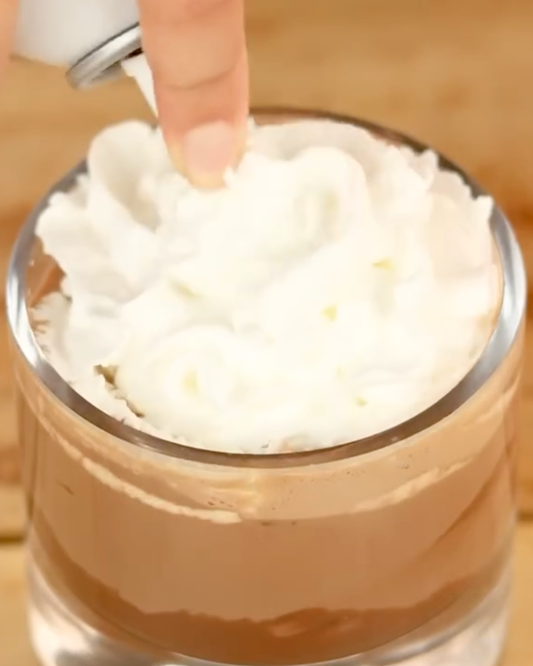 Cozy Hojicha Hot Chocolate: The Ultimate Toasty Winter Treat