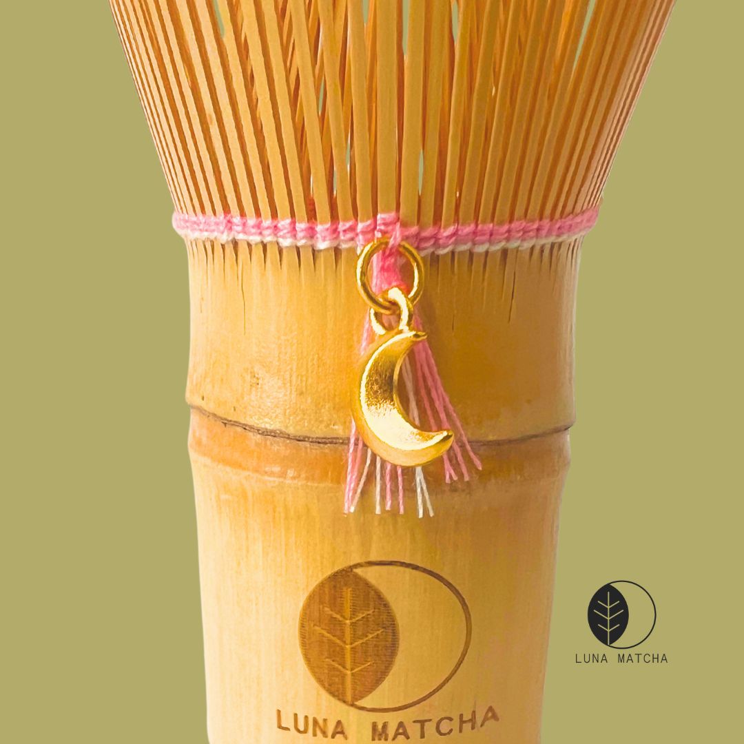 Bamboo Matcha Whisk with Pink String & Moon Charm – 100 Prongs
