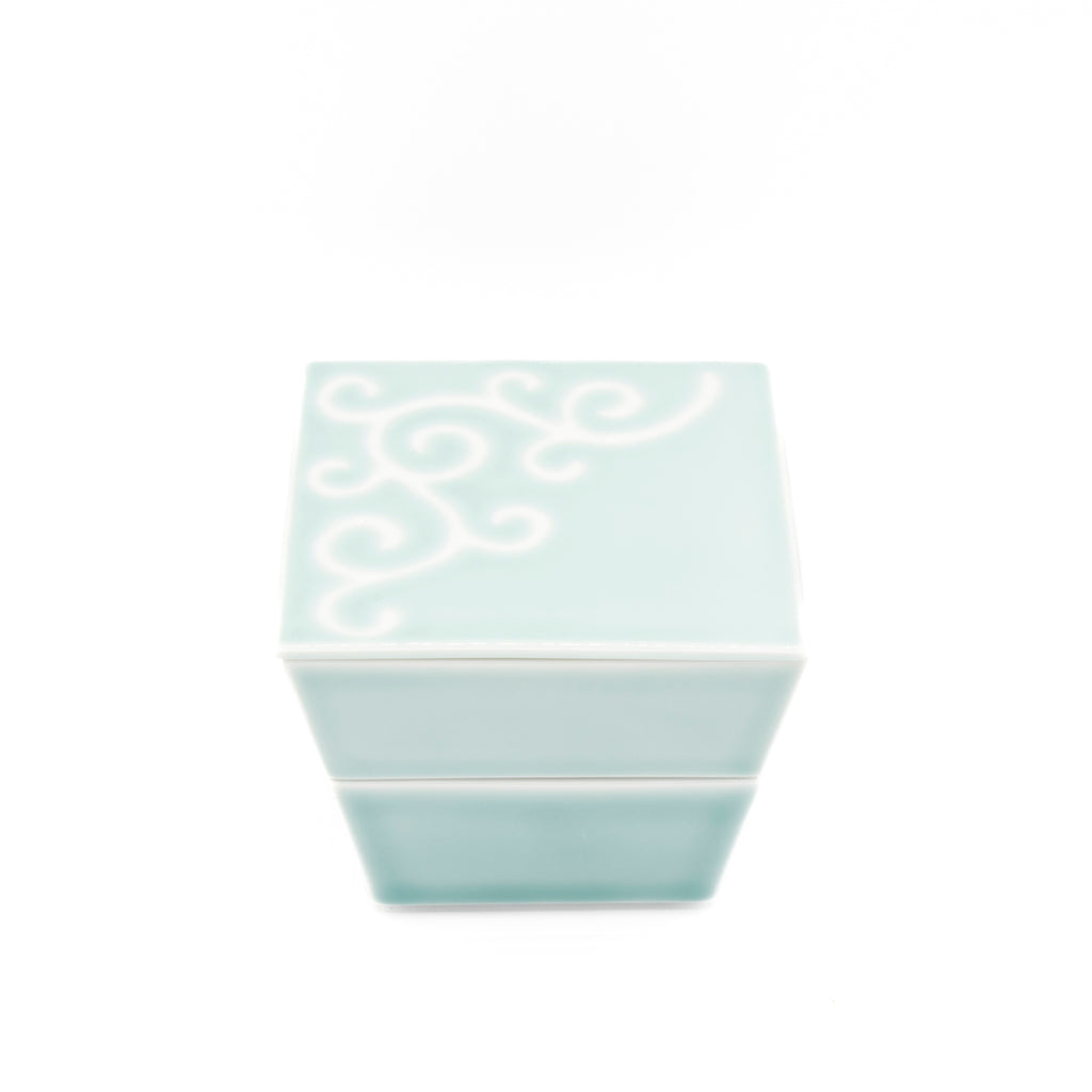 Seizan Kakewake Square Box - Blue | Imari Nabeshima Ware