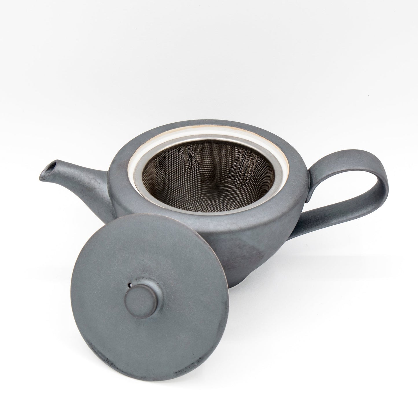 Seizan - Yururi  Tea pot - Cobalt Black - Imari Nabeshima Ware